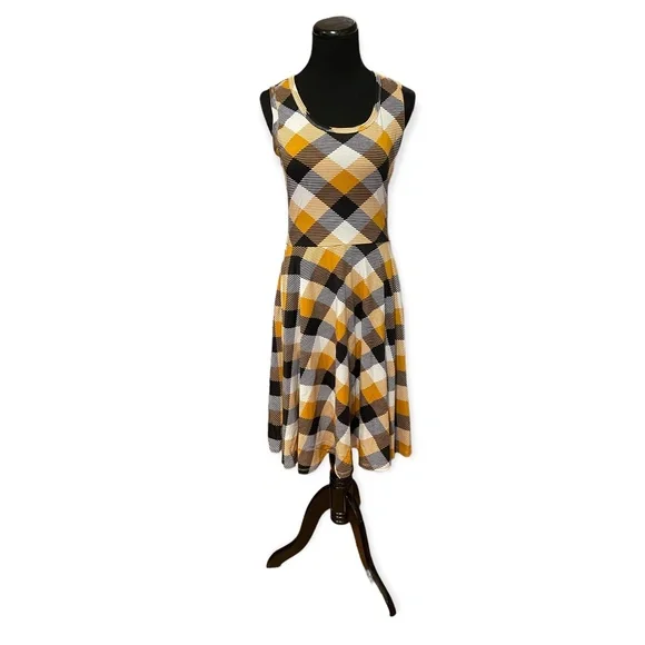 Lularoe Dresses | S Lularoe Nicki Tank Dress With Pockets New Amazing Fall Perfect Small 6-8 | Color: Black/Gold | Size: S | Sbsstyles's Closet